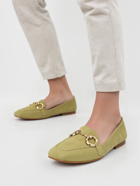 Damskie Loafersy MILO GREEN – Stylowa Świeżość i Subtelna Elegancja