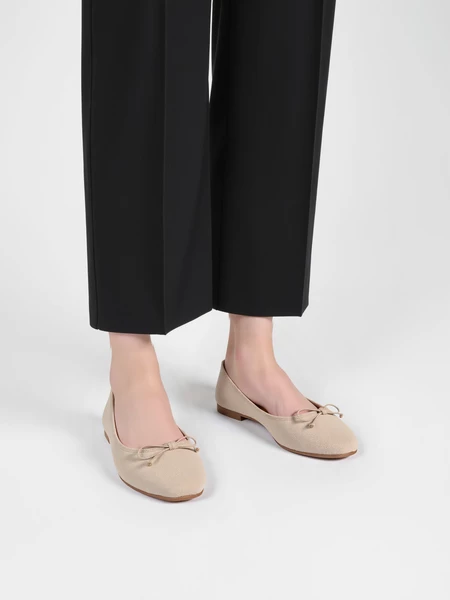 Damskie Baleriny BELLA BEIGE – Uroczy Minimalizm w Uniwersalnym Odcieniu