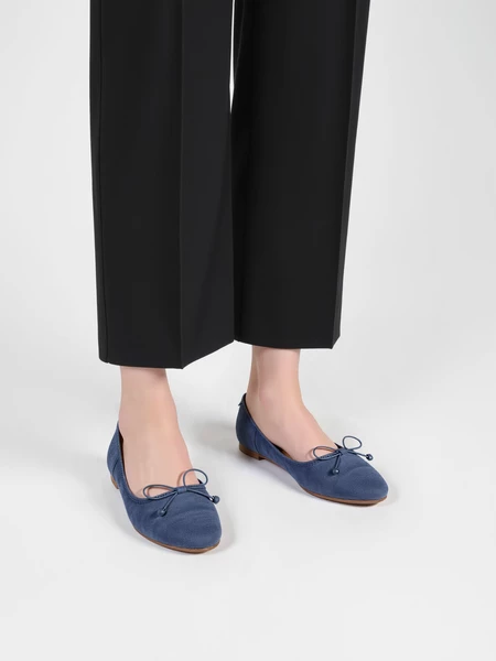 Damskie Baleriny BELLA BLUE – Uroczy Minimalizm w Spokojnym Odcieniu