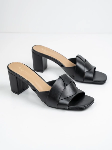 Klapki eleganckie damskie na obcasie z plecionym paskiem w kolorze Black