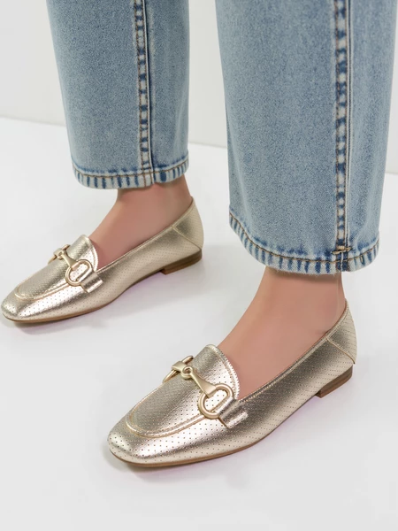 Damskie Loafersy LIVIA GOLD – Błysk Elegancji i Lekka Forma