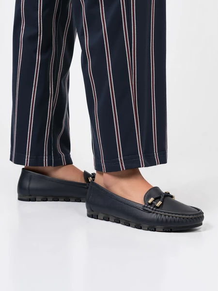 Damskie Mokasyny AMELIA NAVY – Subtelna Elegancja i Codzienny Komfort