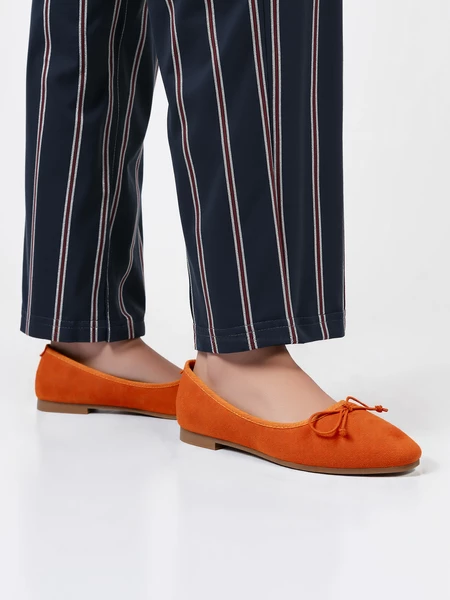 Damskie Baleriny BELLA ORANGE – Uroczy Minimalizm w Energetycznym Odcieniu