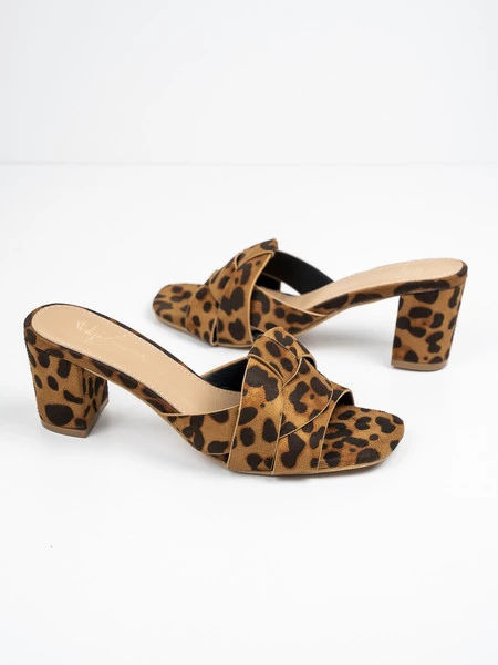 Klapki eleganckie damskie z leopardowym wzorem Leopard