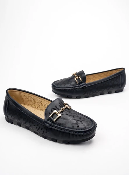 Damskie Mokasyny LIA NAVY – Ażurowy Wzór i Elegancki Akcent